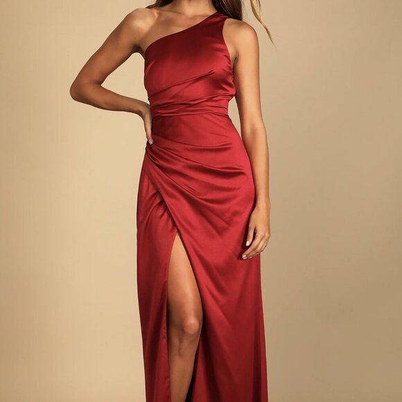 NWT Lulus Dreaming of Elegance Wine Red Satin One-Shoulder Maxi Dress - Picture 1 of 9